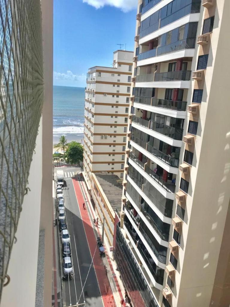 Confortavel Quadra Mar Apartamento